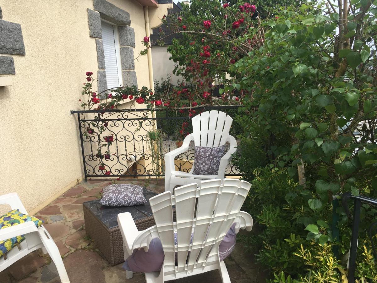 Studio Paisible Et Balneo Vezin-le-Coquet Luaran gambar